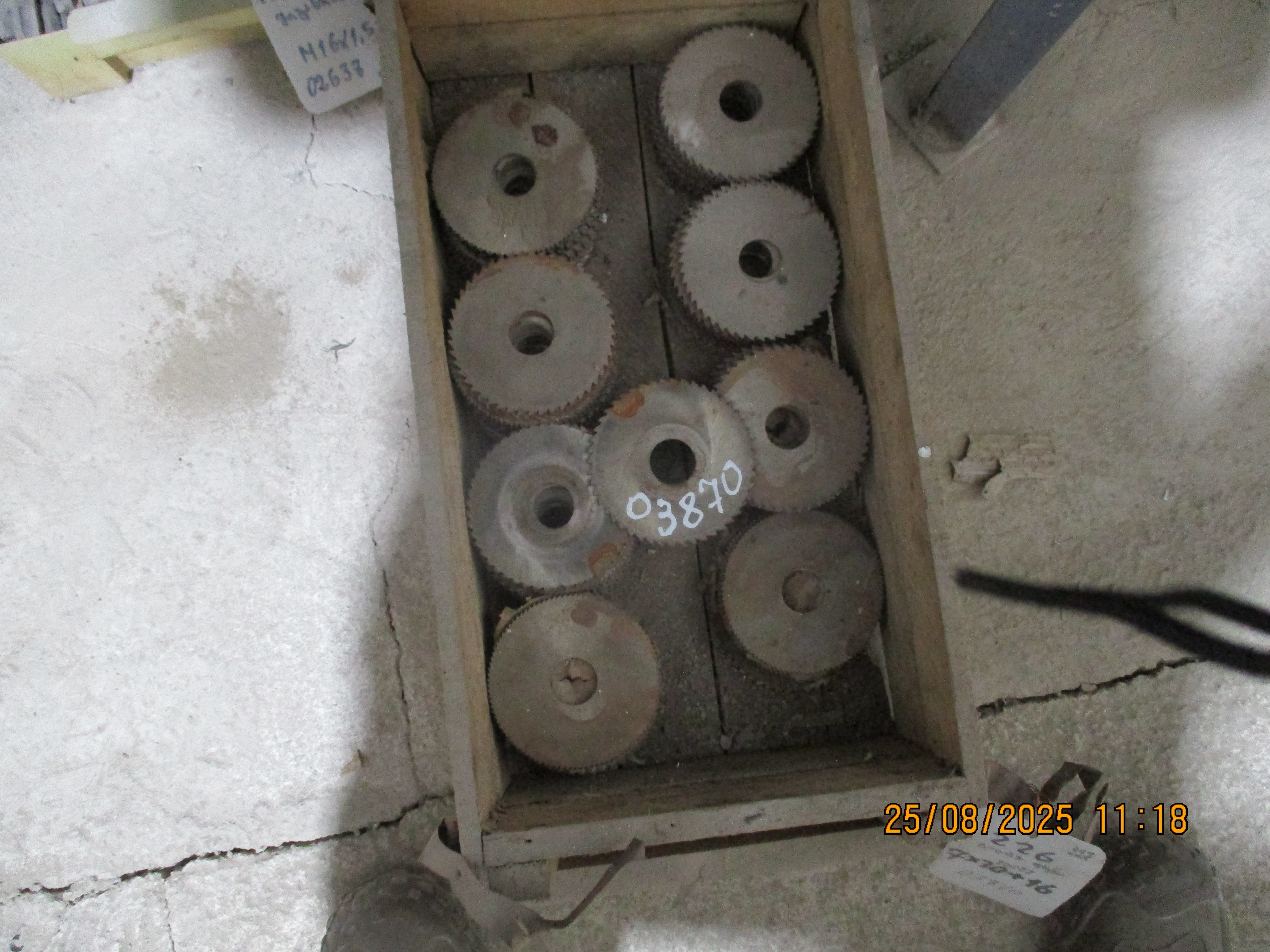 Milling machine: Disc milling cutter, 100 mm