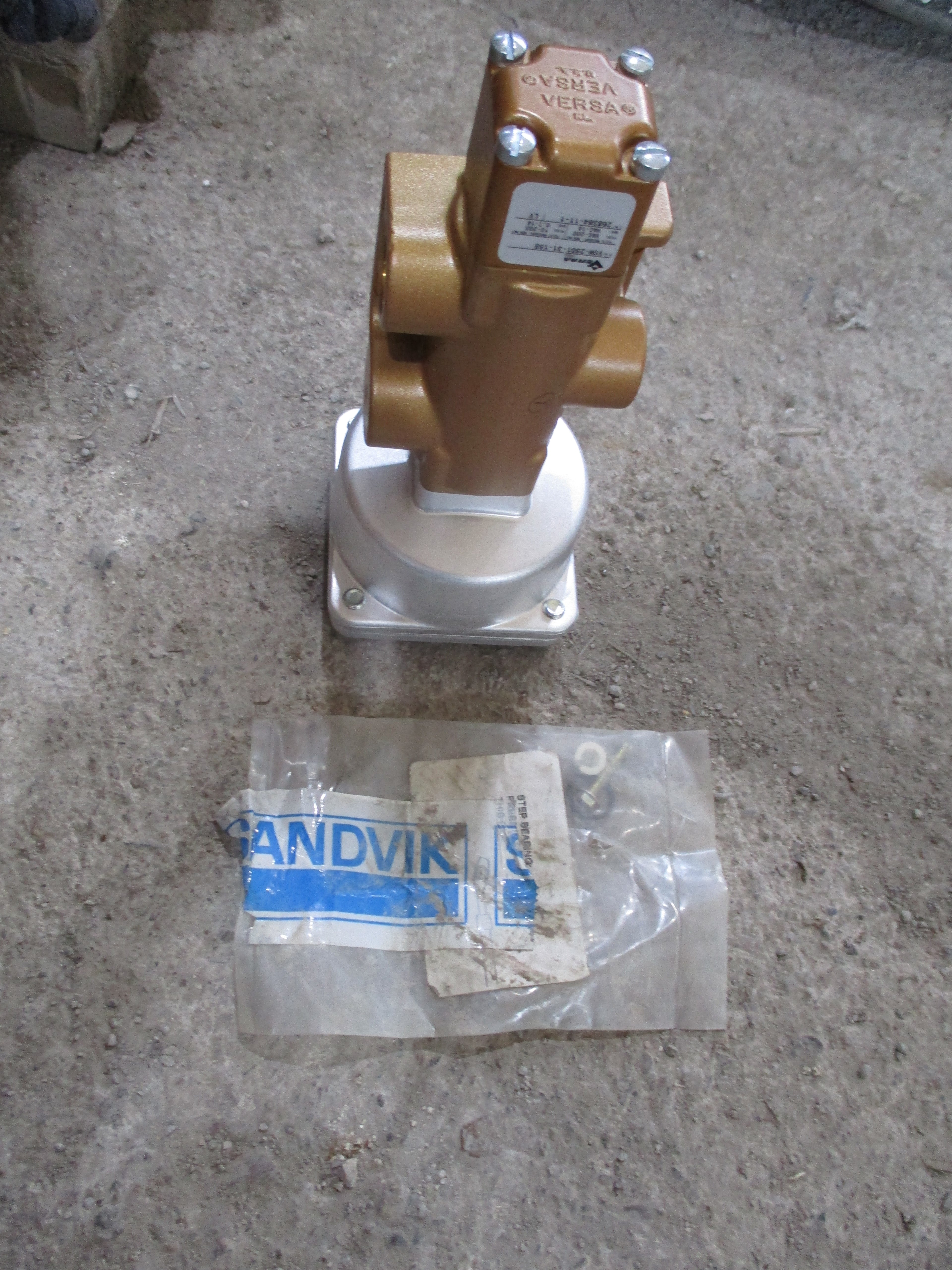 Sandvik Drilling Rig: Valve, Blowdown