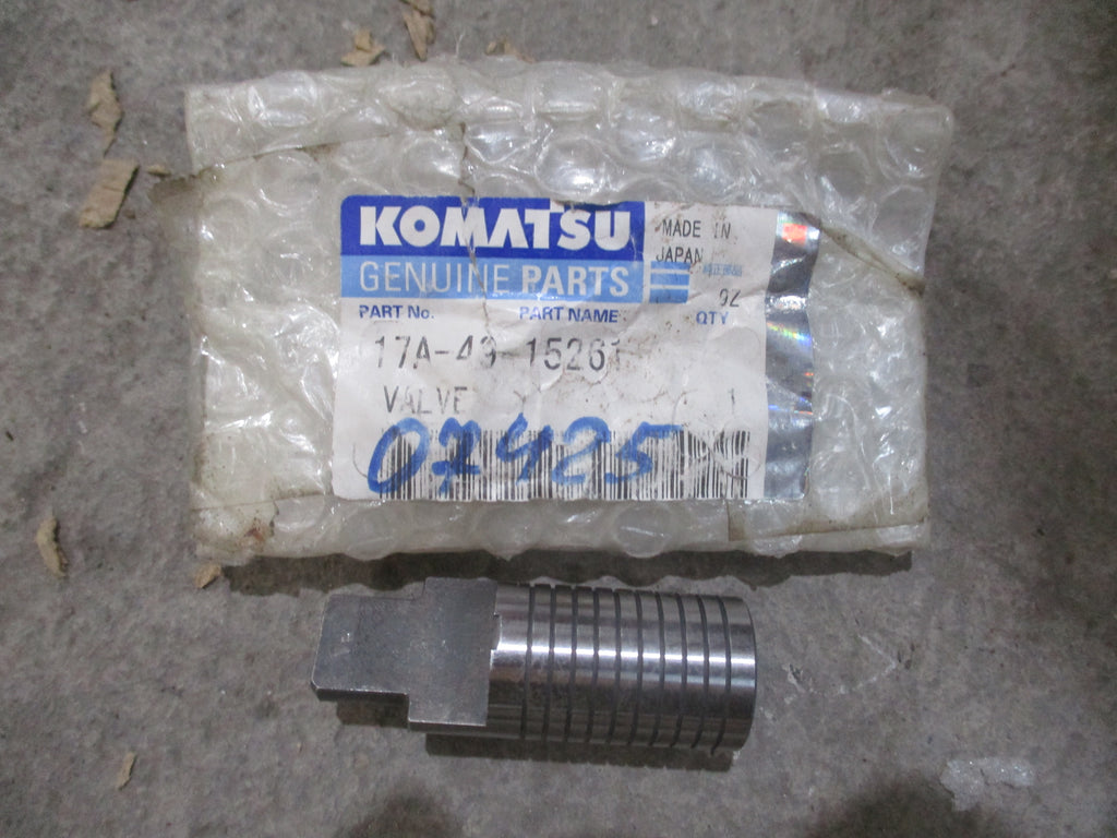 Komatsu D155A-6 DOZER: Valve