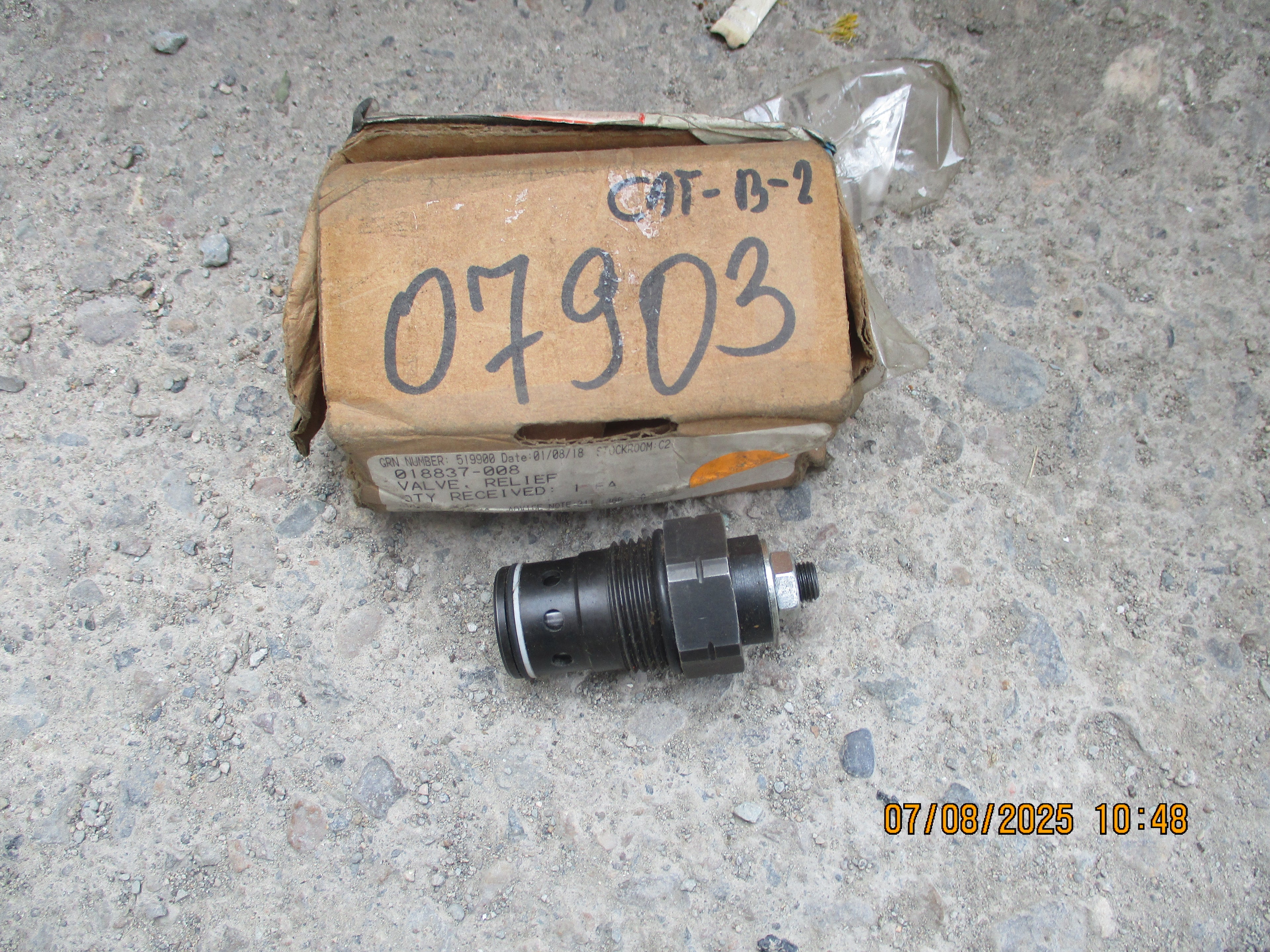 Sandvik Drilling Rig: Valve assembly