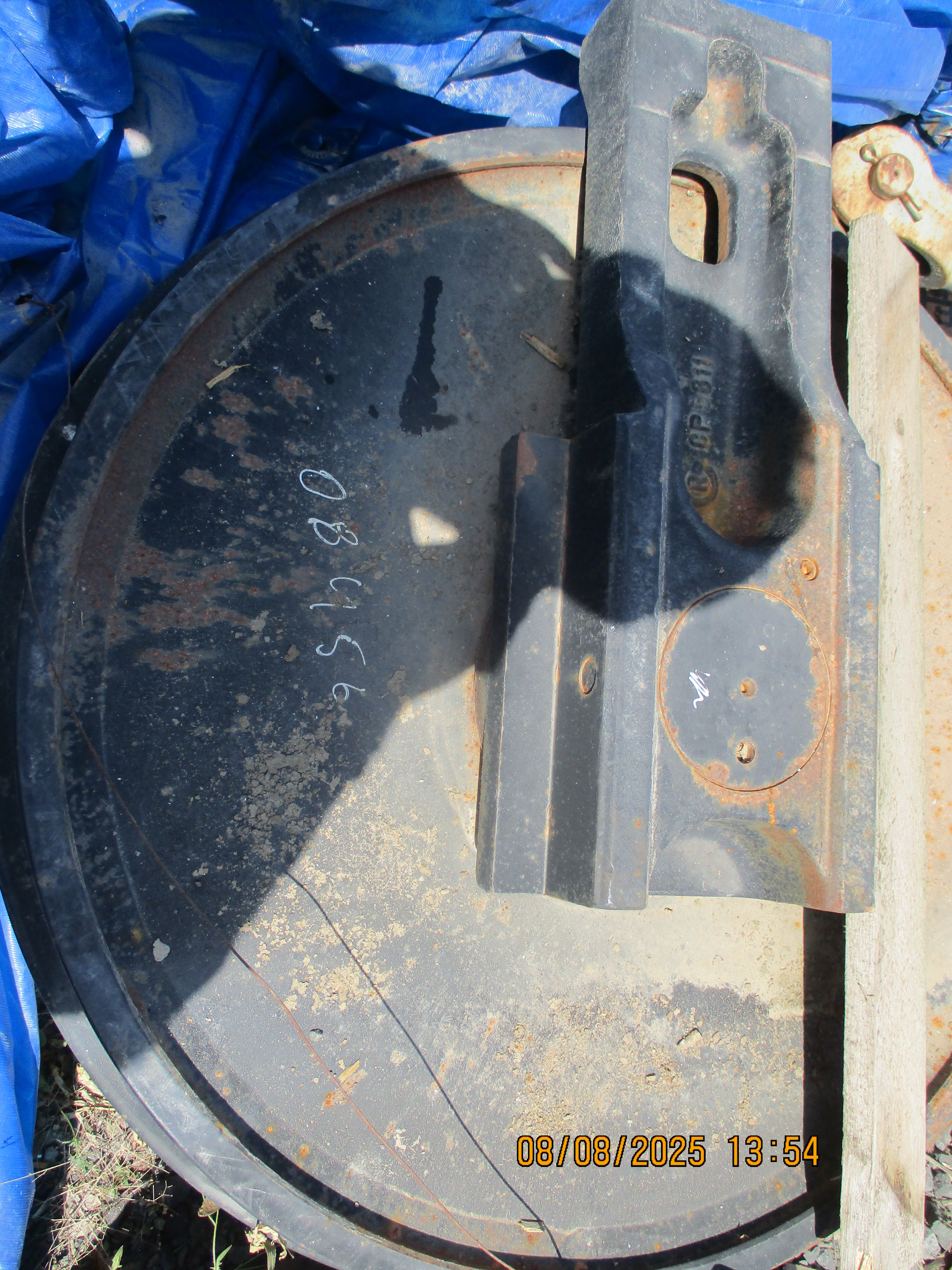 CAT-385C EXCAVATOR: Idler Grp