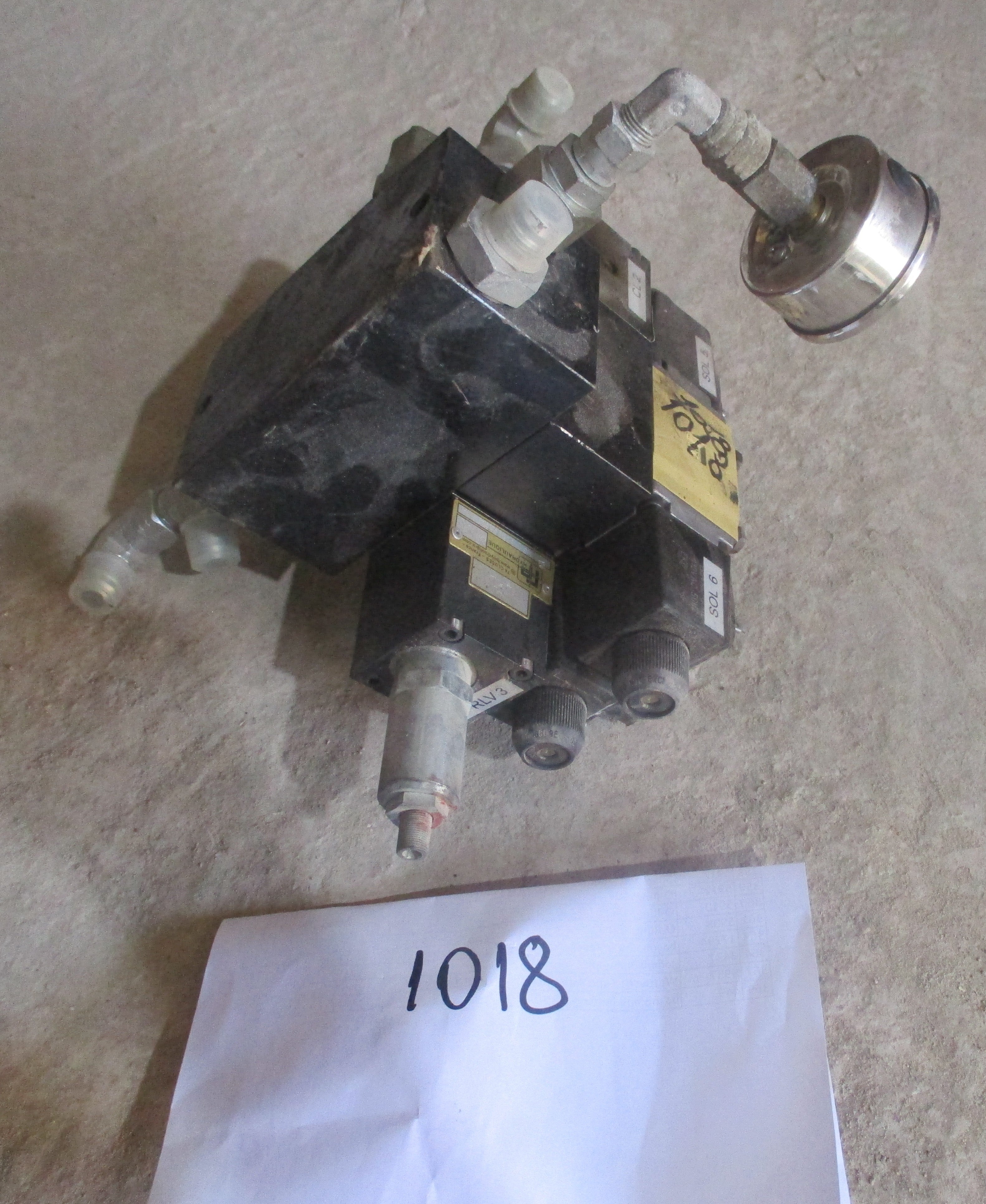 Metso Nordberg HP200 cone crusher: Adjustment Function Element