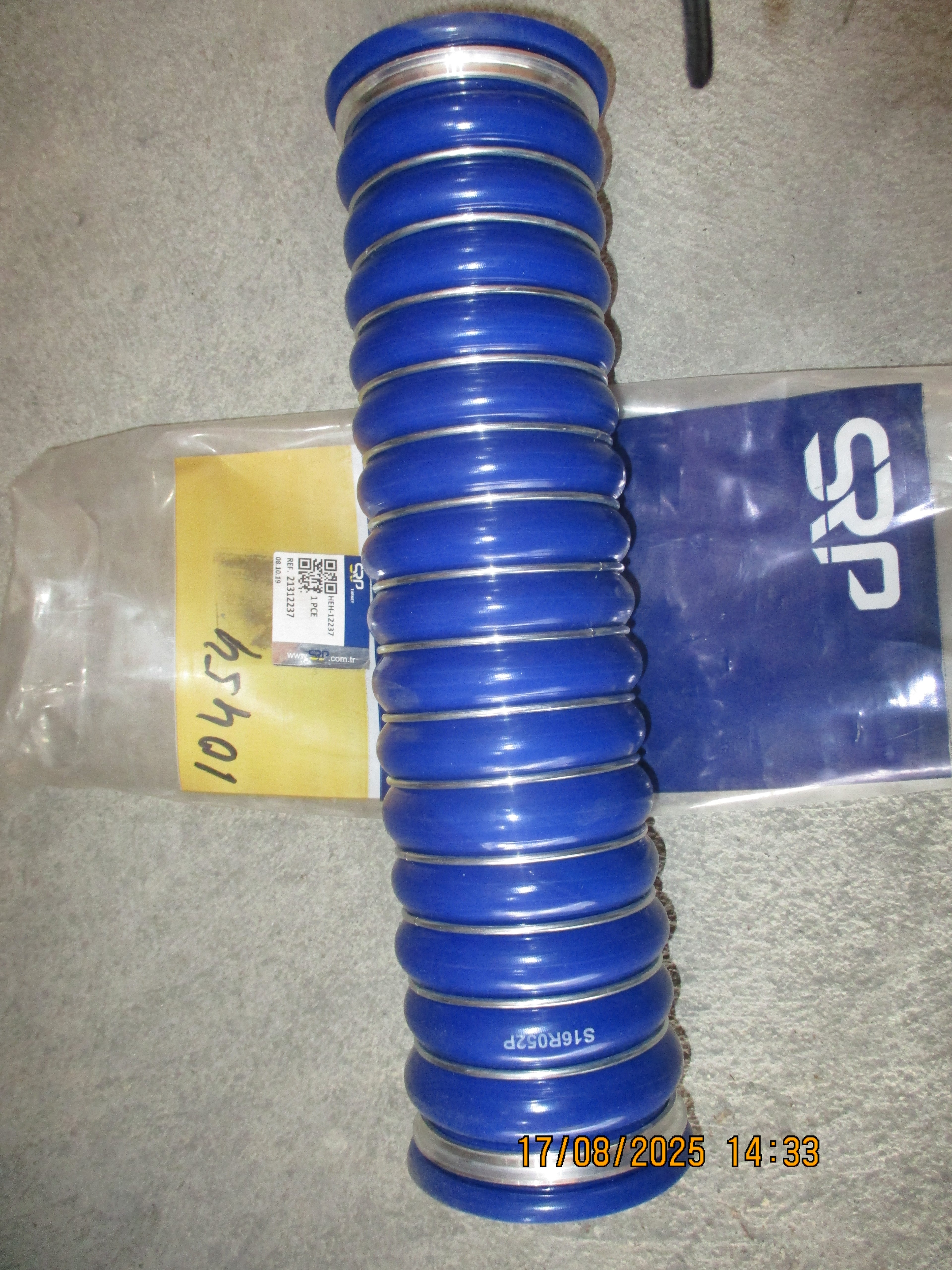 Volvo FMX 440: Air Hose