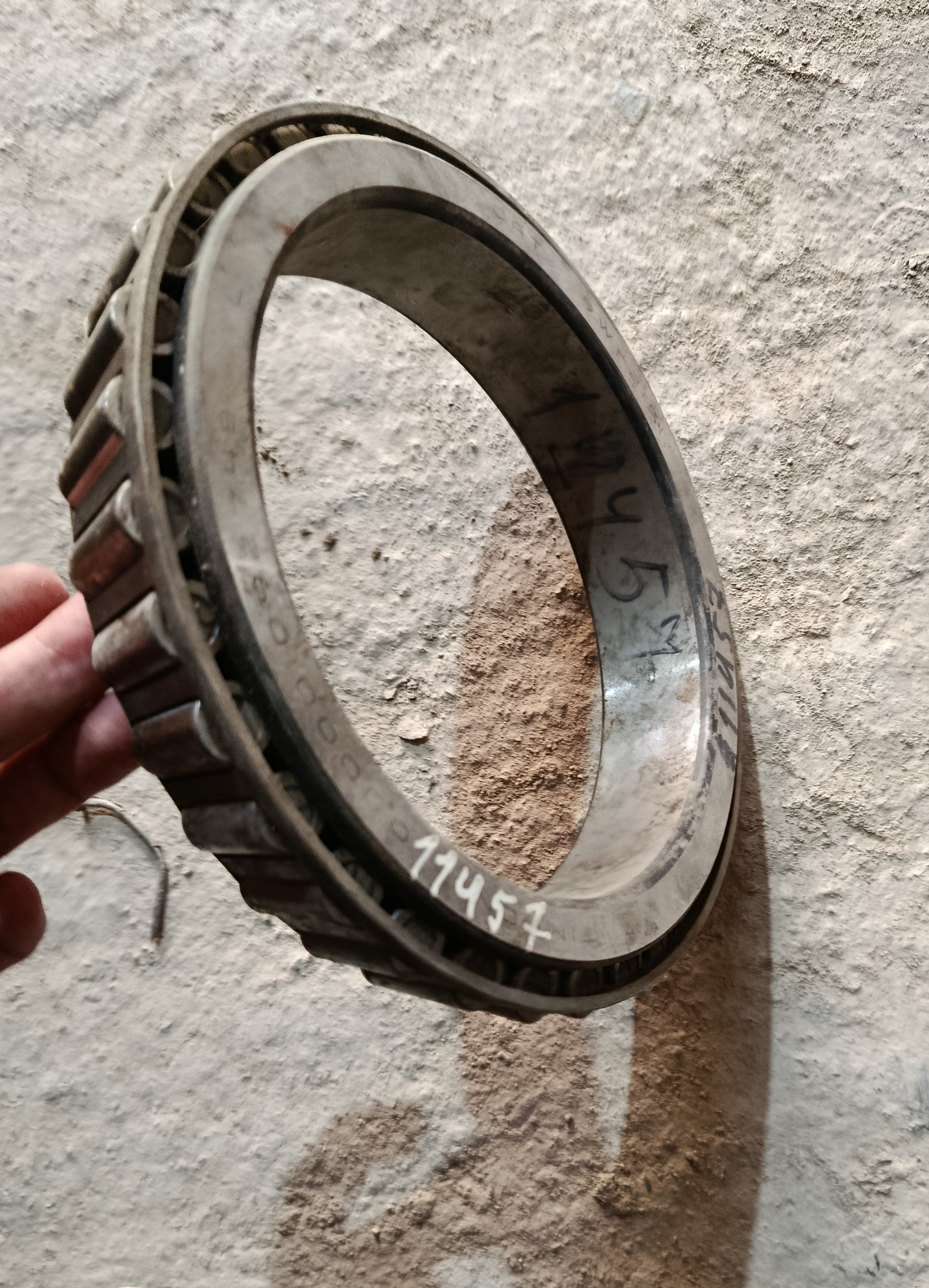 CAT D8 Dozer: Bearing Cone