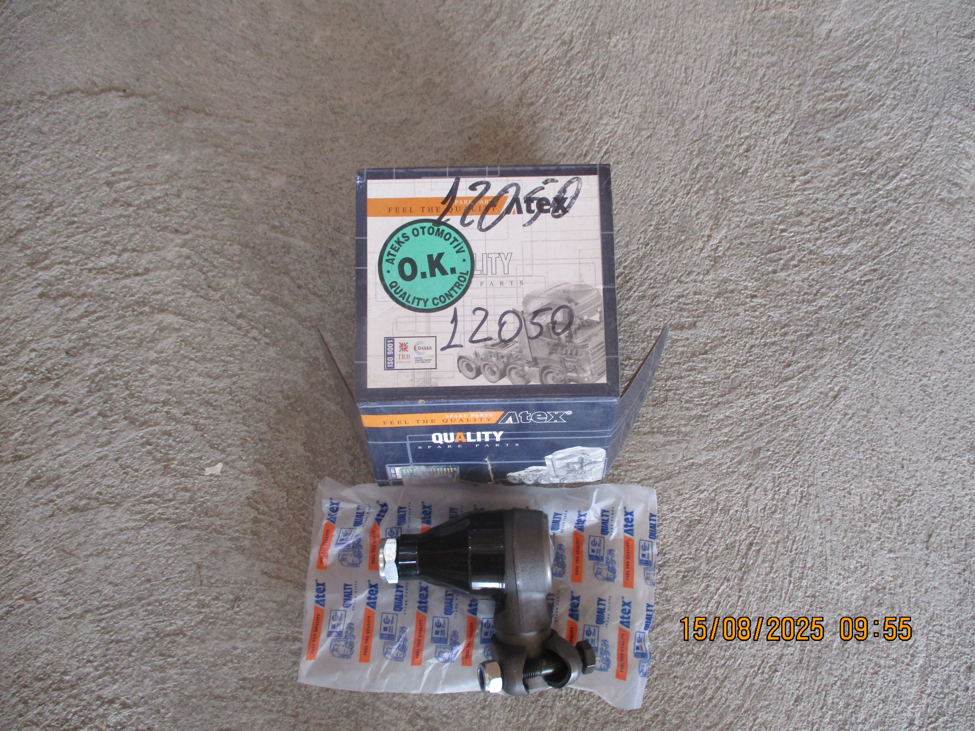 Volvo FMX 440: Tie Rod End