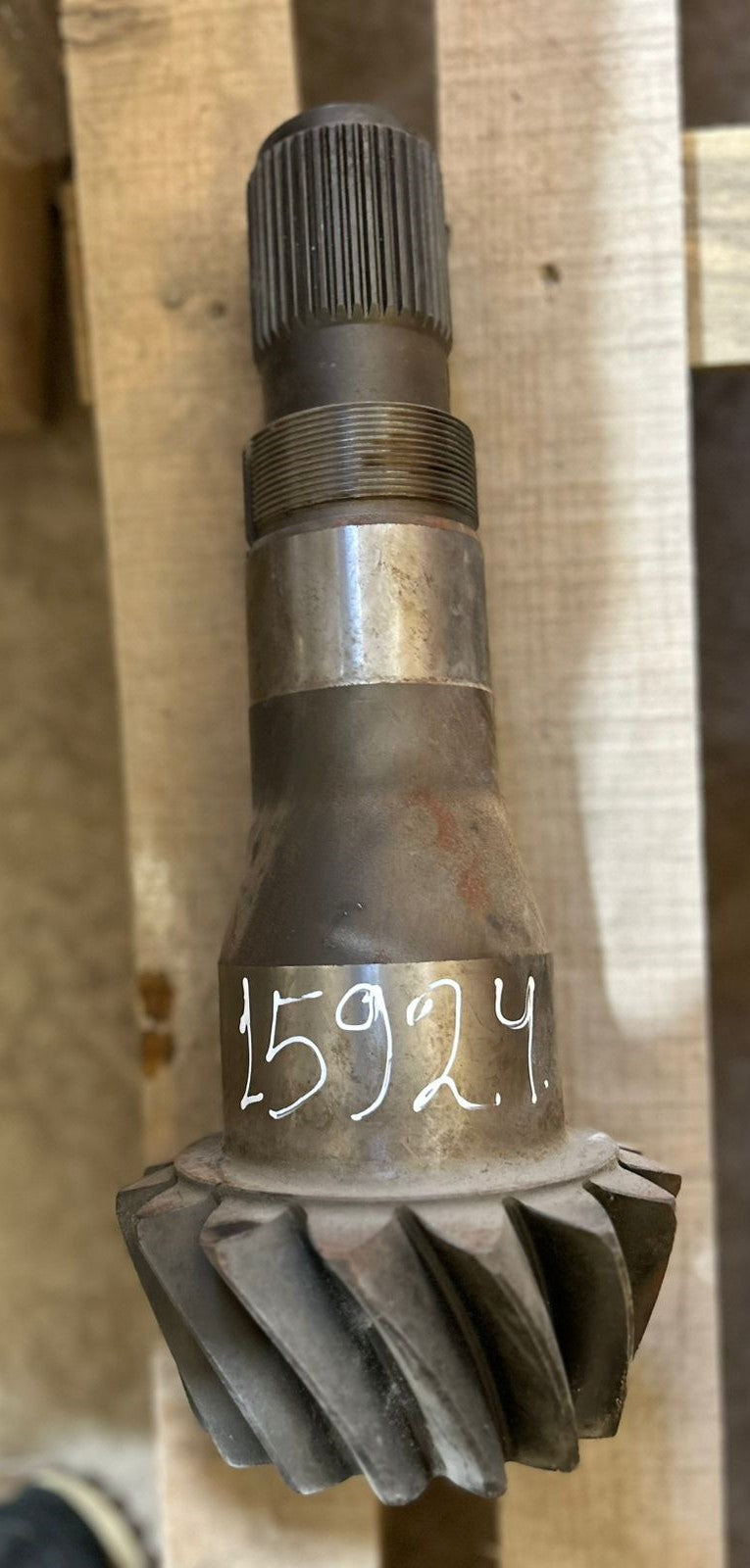CAT 972G Wheel Loader: Shaft Bevel Pinion