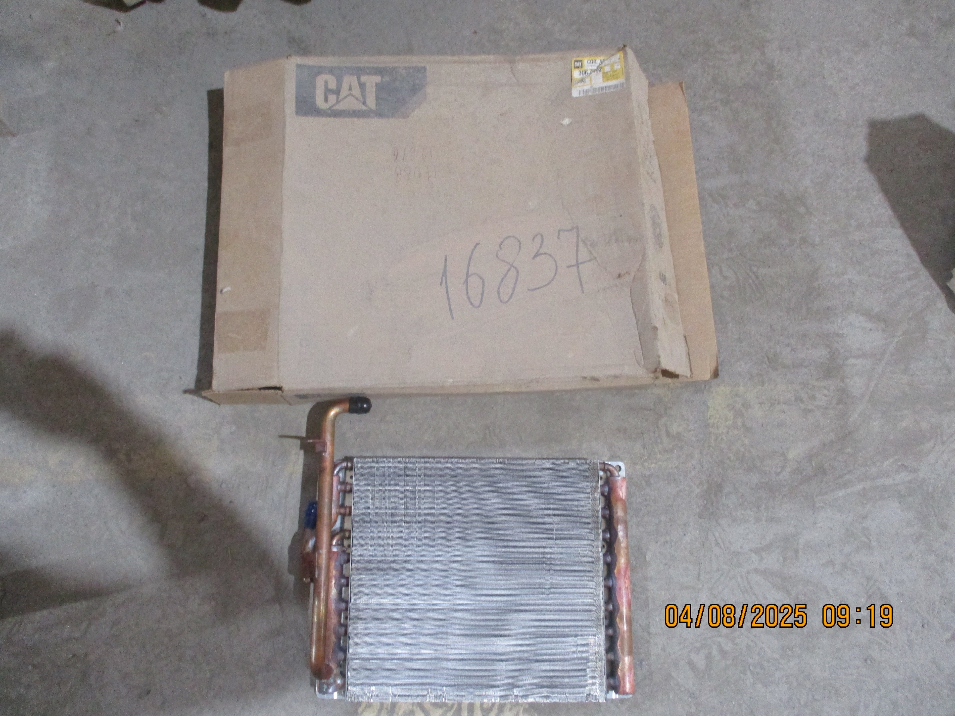 CAT Bulldozer D8T: Coil AS Heater