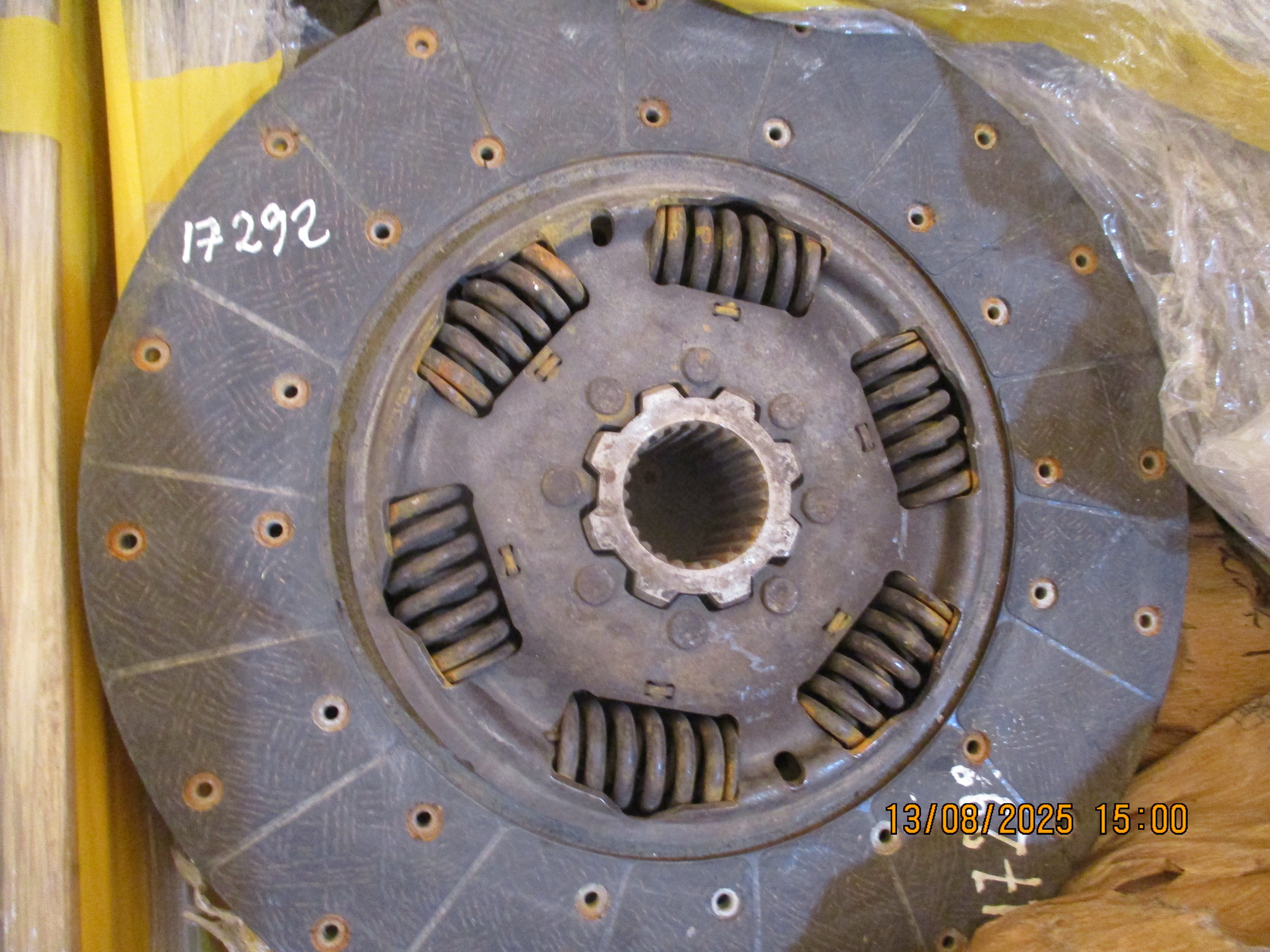 Volvo FMX 440: Clutch disk