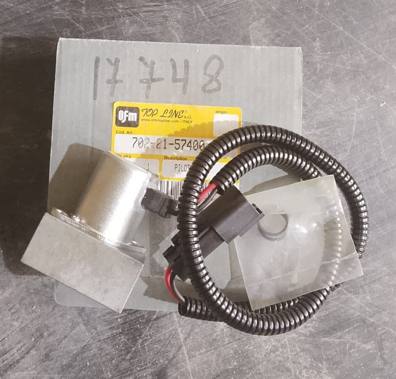 Komatsu PC200 Excavator: Solenoid Valve, Pump