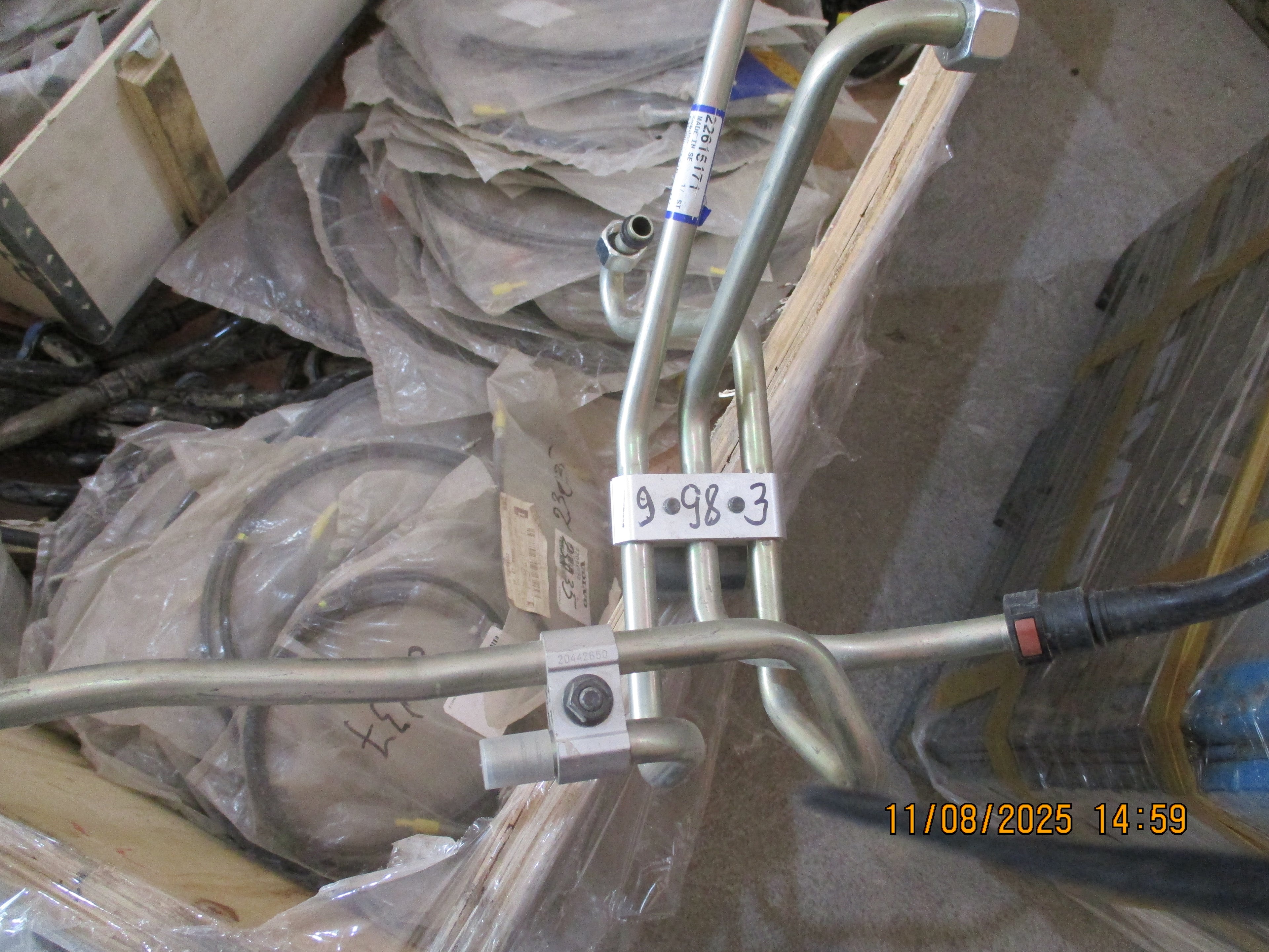Volvo FMX 440: Servo Pipe