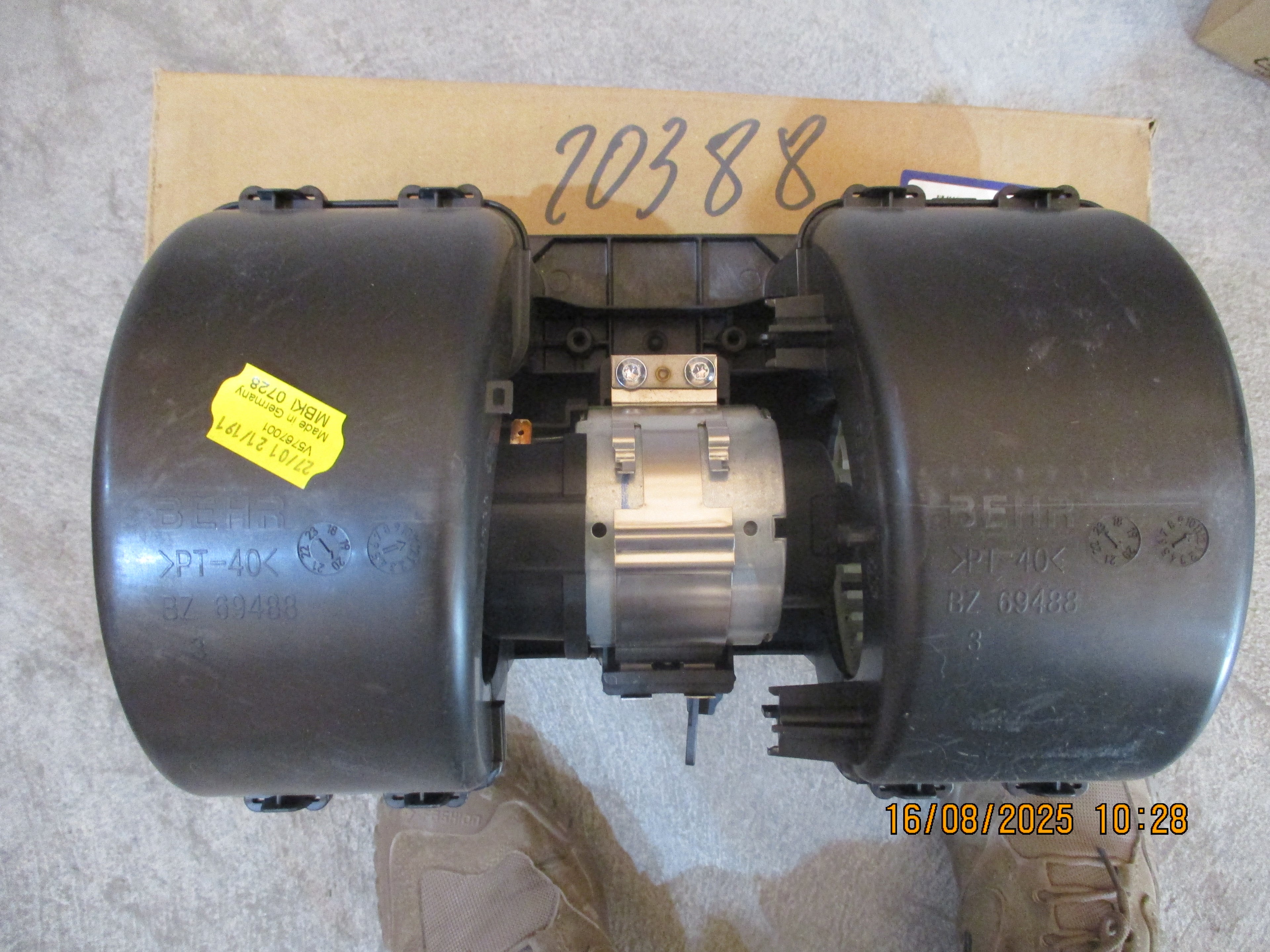 Volvo FMX 440: Fan motor
