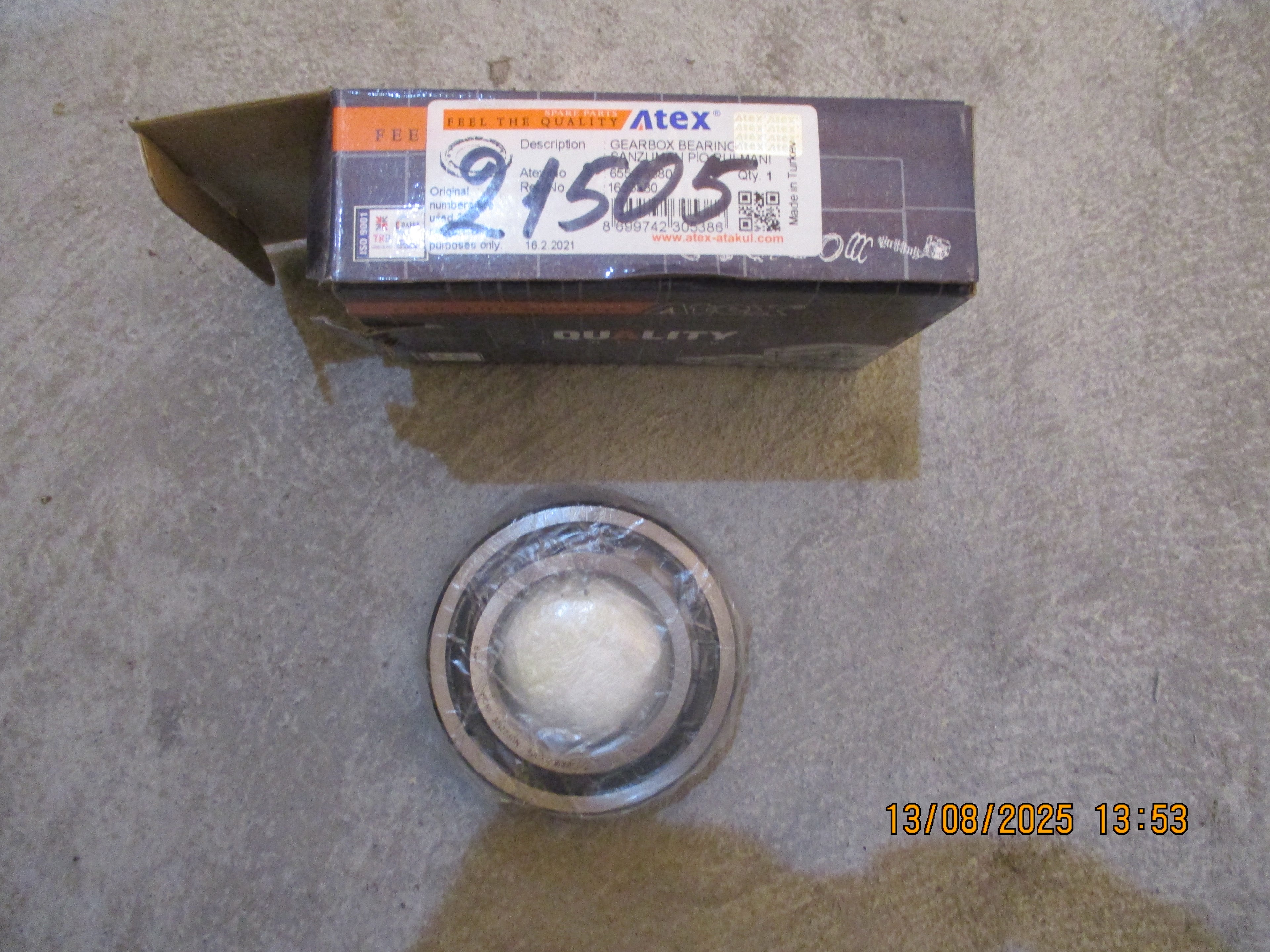 Volvo FMX 440: Bearing