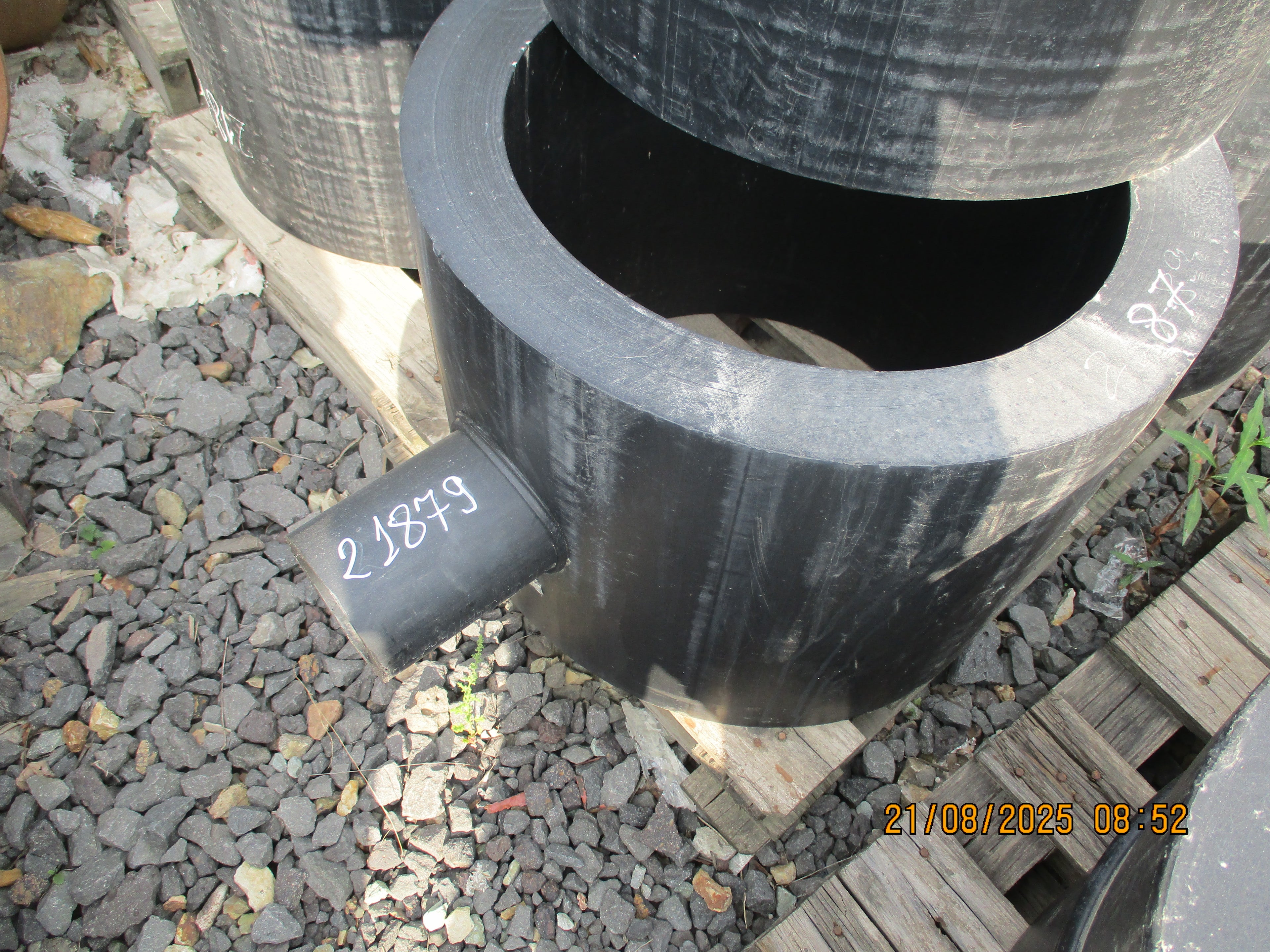 plastic tee with pipe Ф 560 PE100 SDR9 PN 20( ф 140)