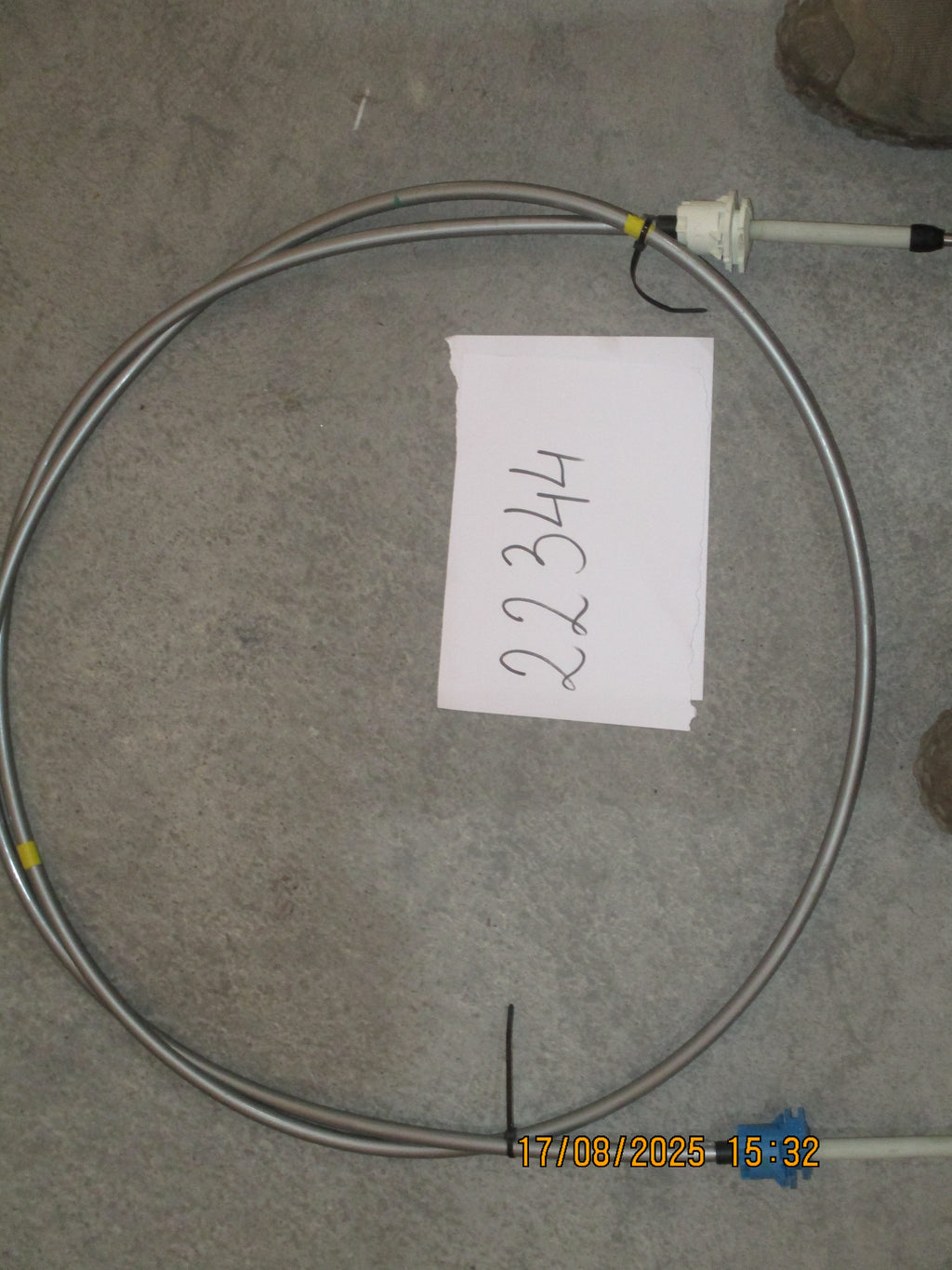 Volvo FMX 440: Control Cable (gear Box)