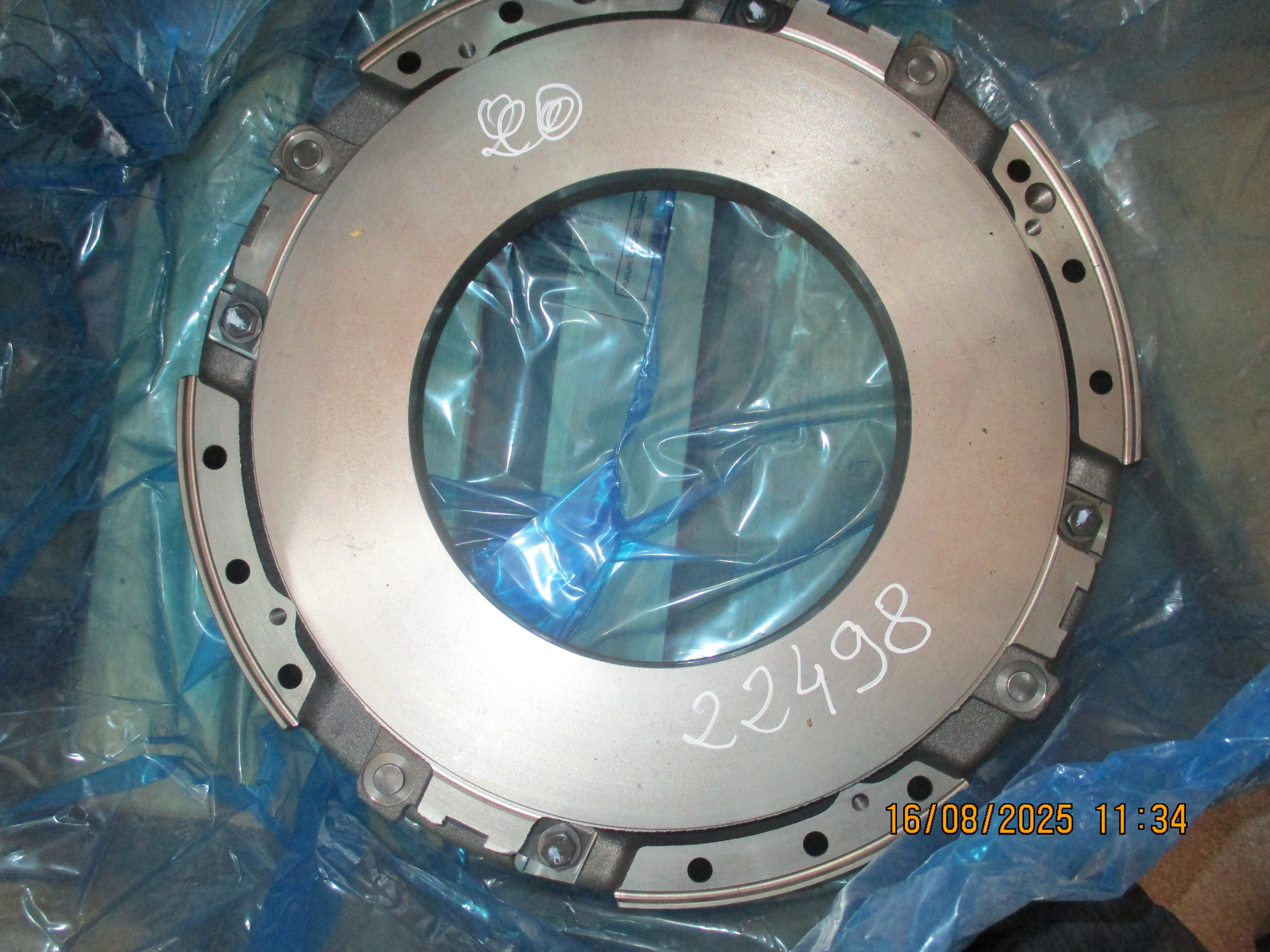 Volvo FMX 440: Clutch Pressure Plate
