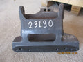 Volvo FMX 440: Front axel suspension bracket (right)