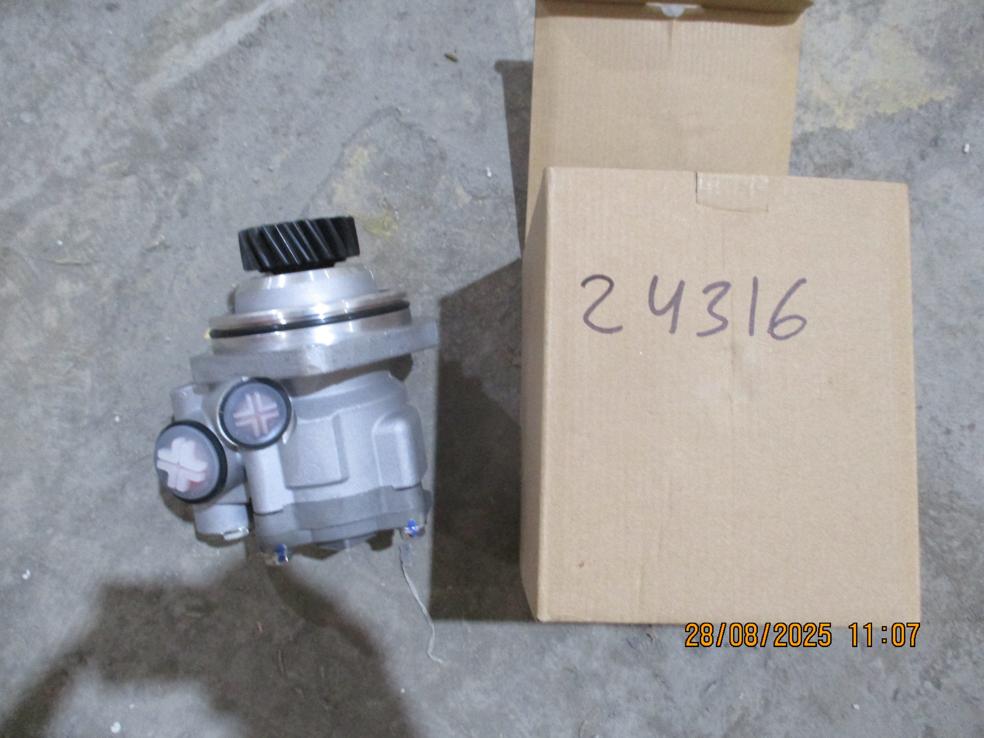Howo truck: Power Steering Pump