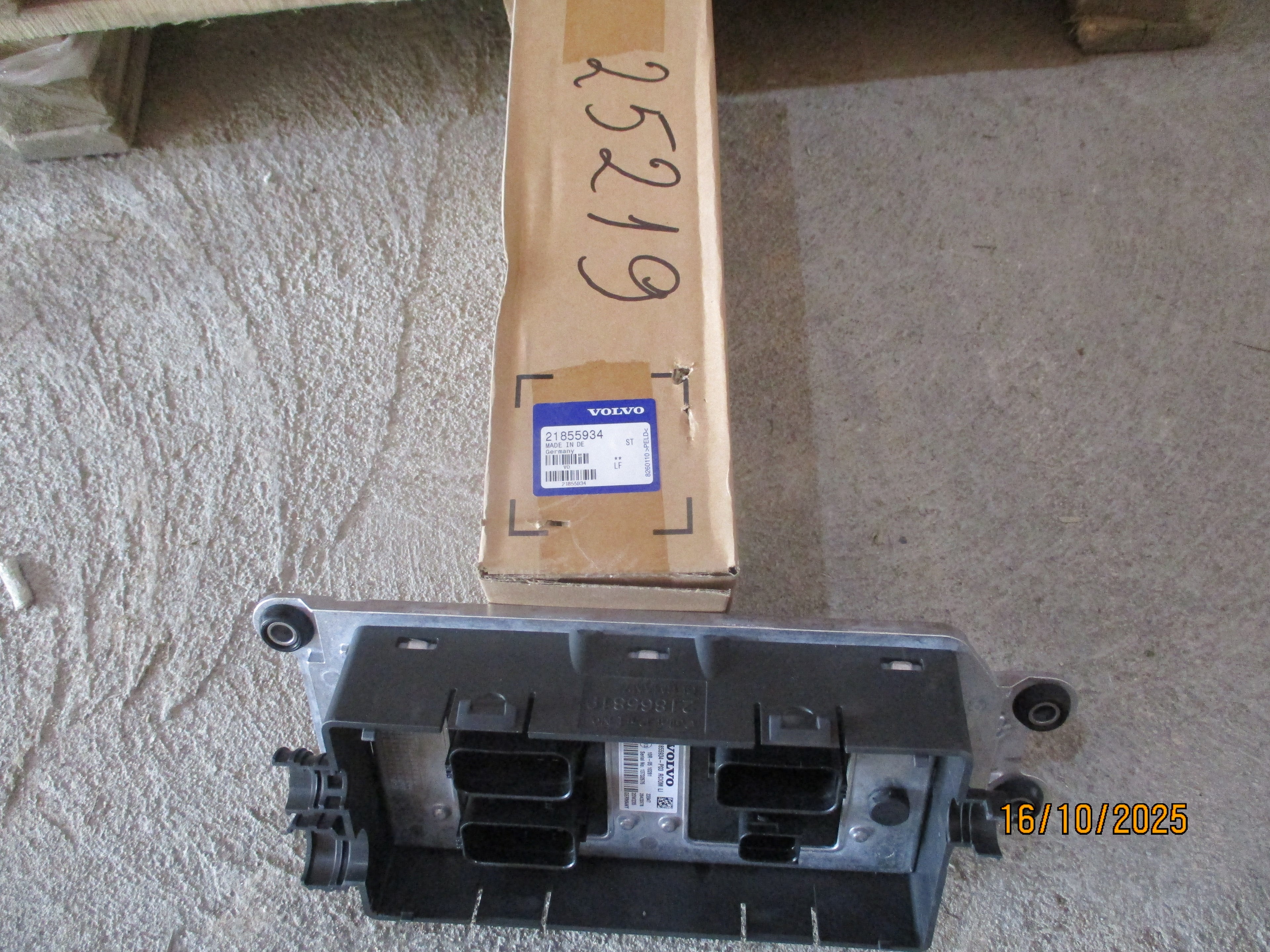 Volvo FMX 440: Control Unit