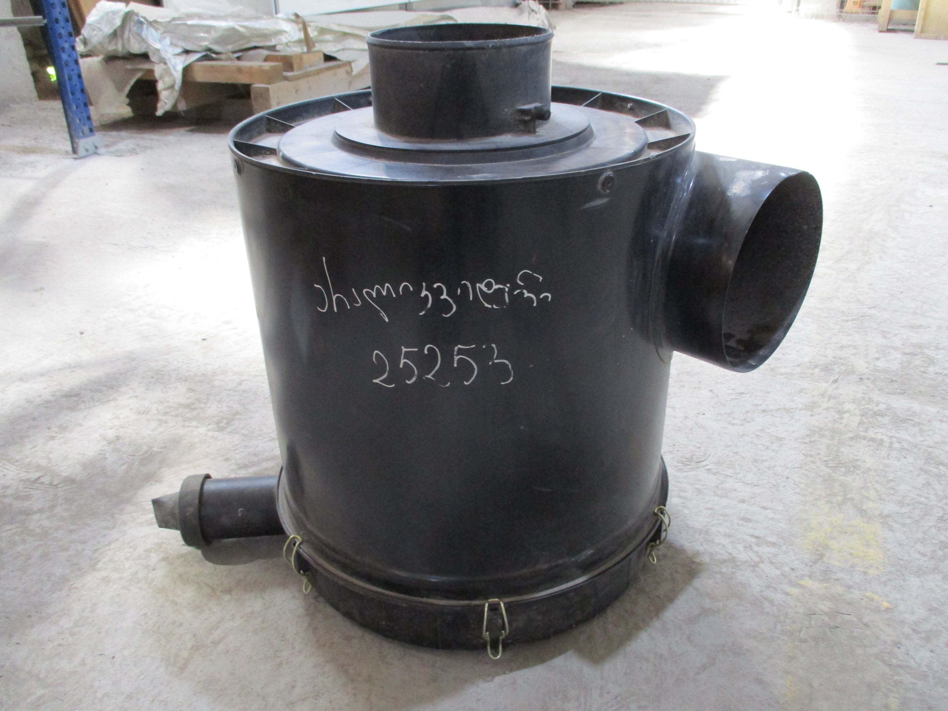 Atlas Copco ROC L6 drilling rig: Air filter