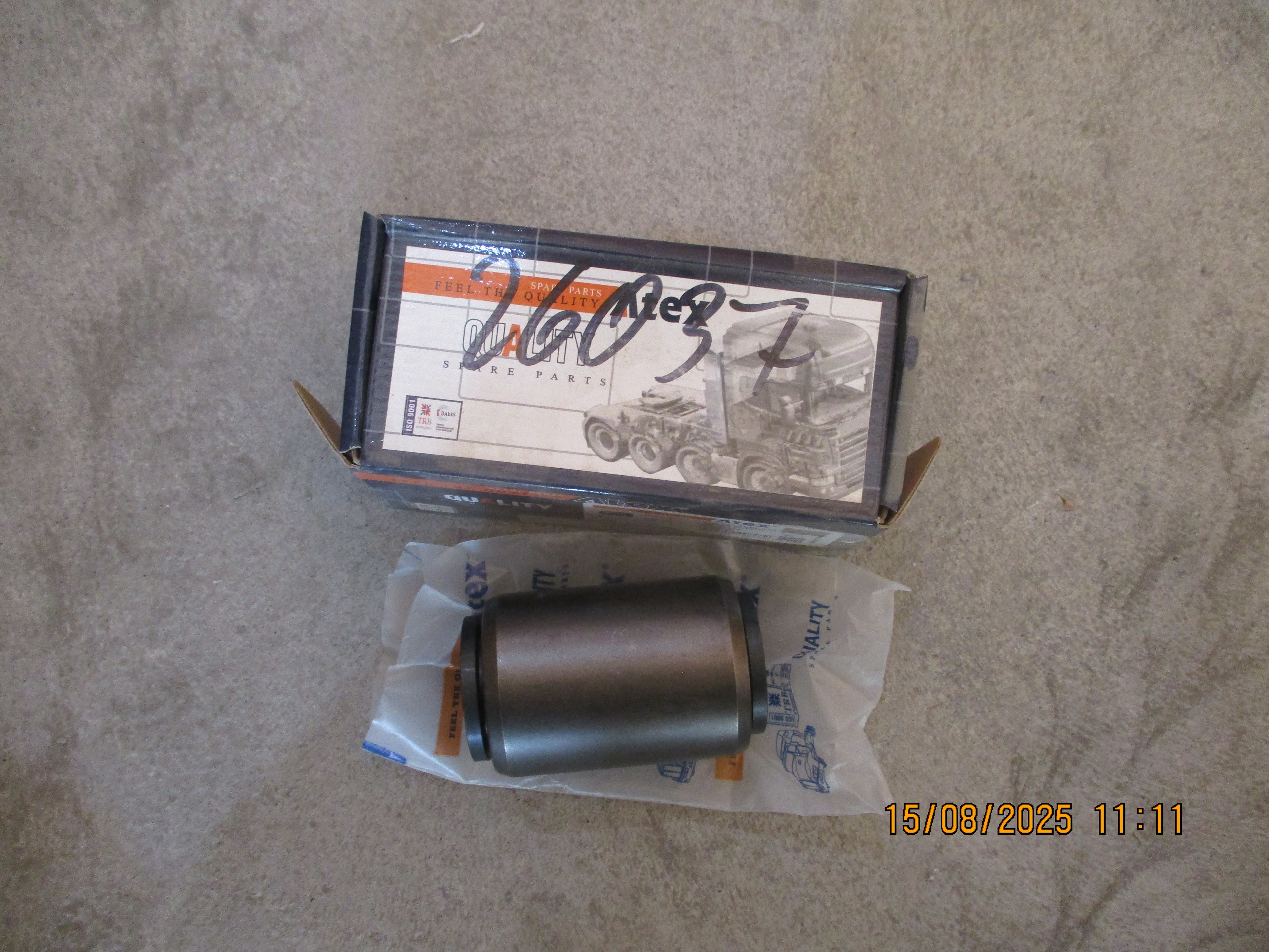 Volvo FMX 440: Suspension Spring Bush, Front