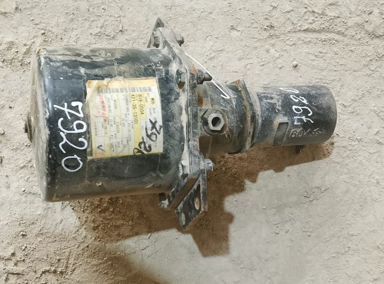 Komatsu D155A-6 DOZER: Brake chamber assembly