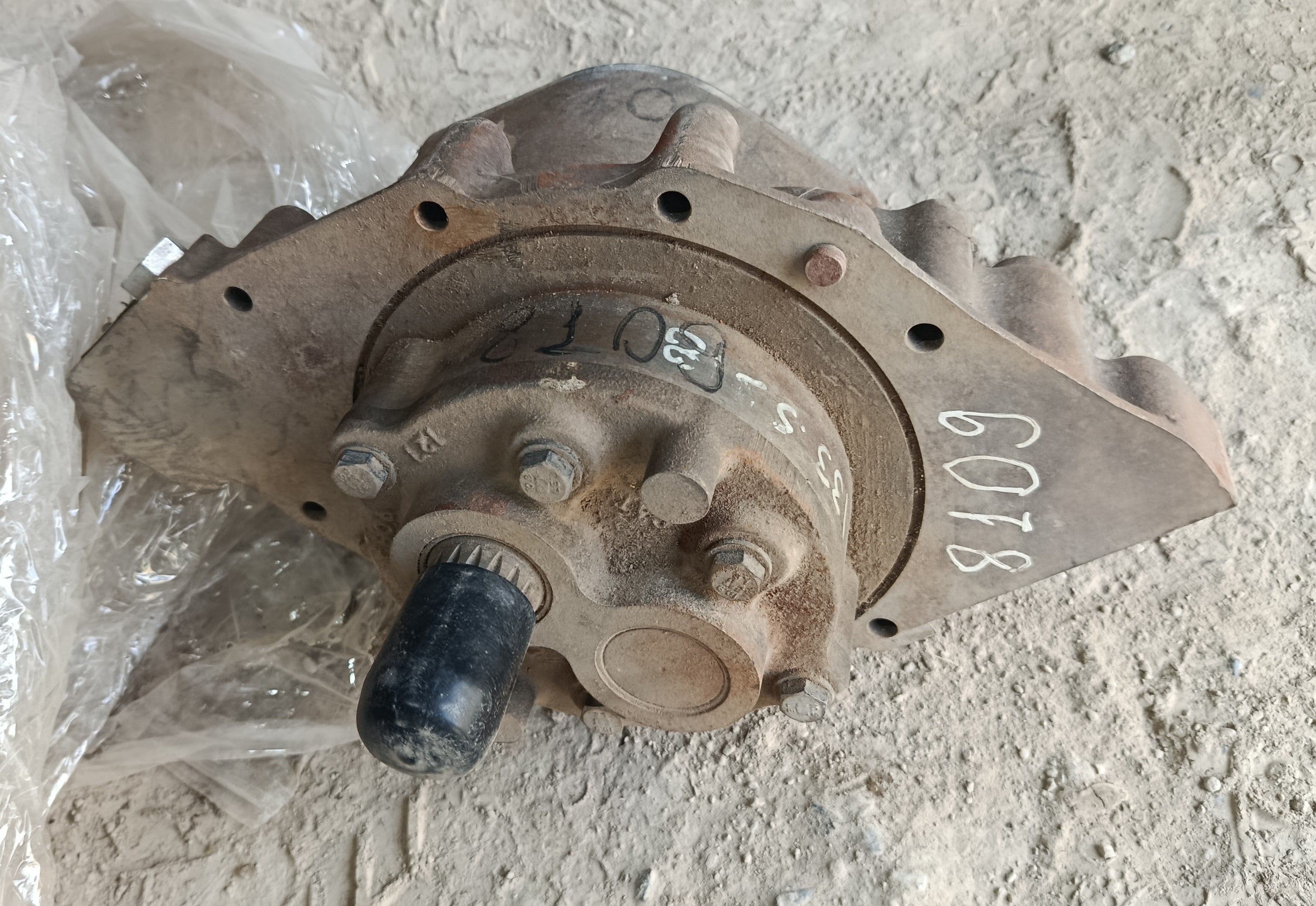 CAT 966G Wheel Loader: Pump gp transmission