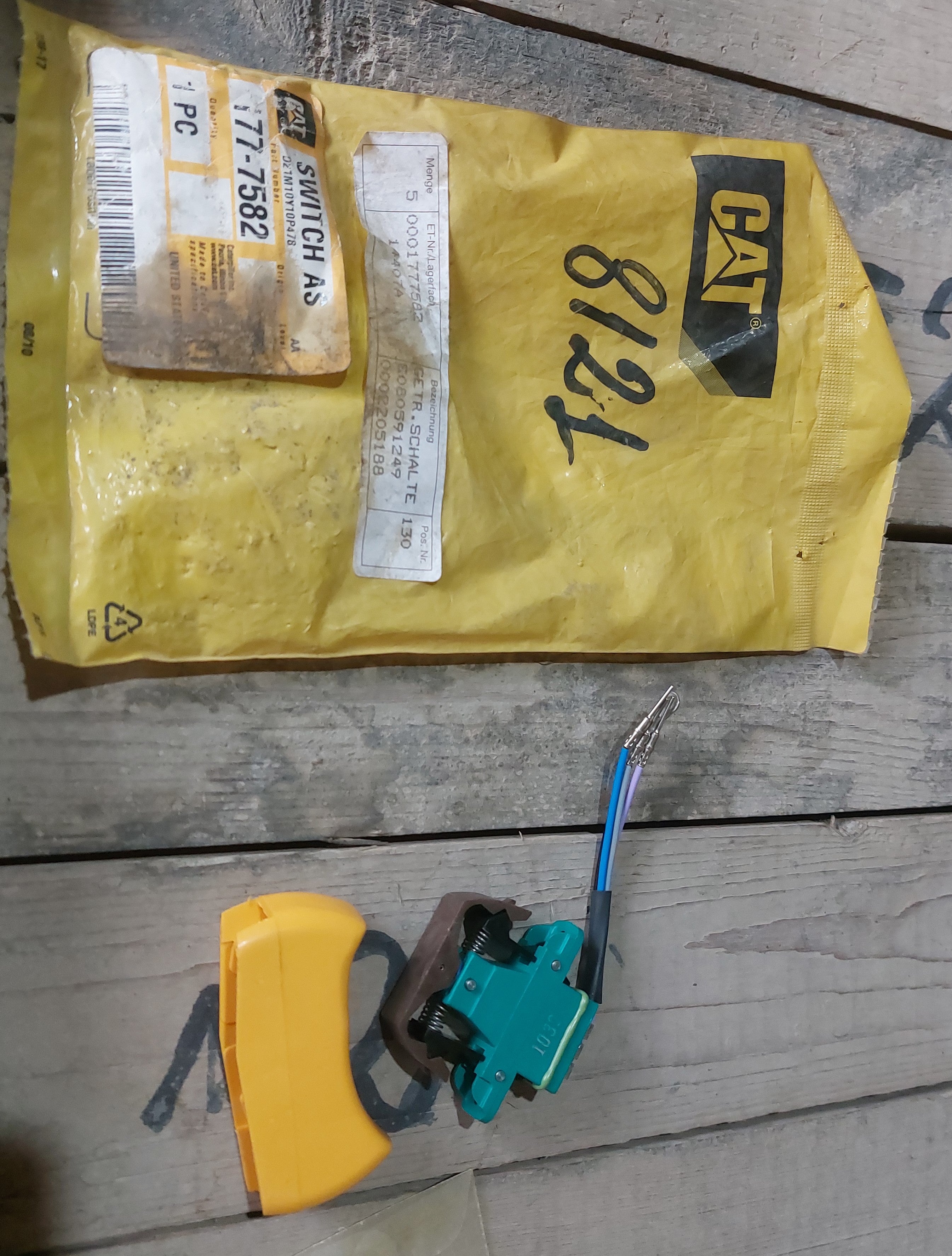 CAT 966G Wheel Loader: Switch Assembly