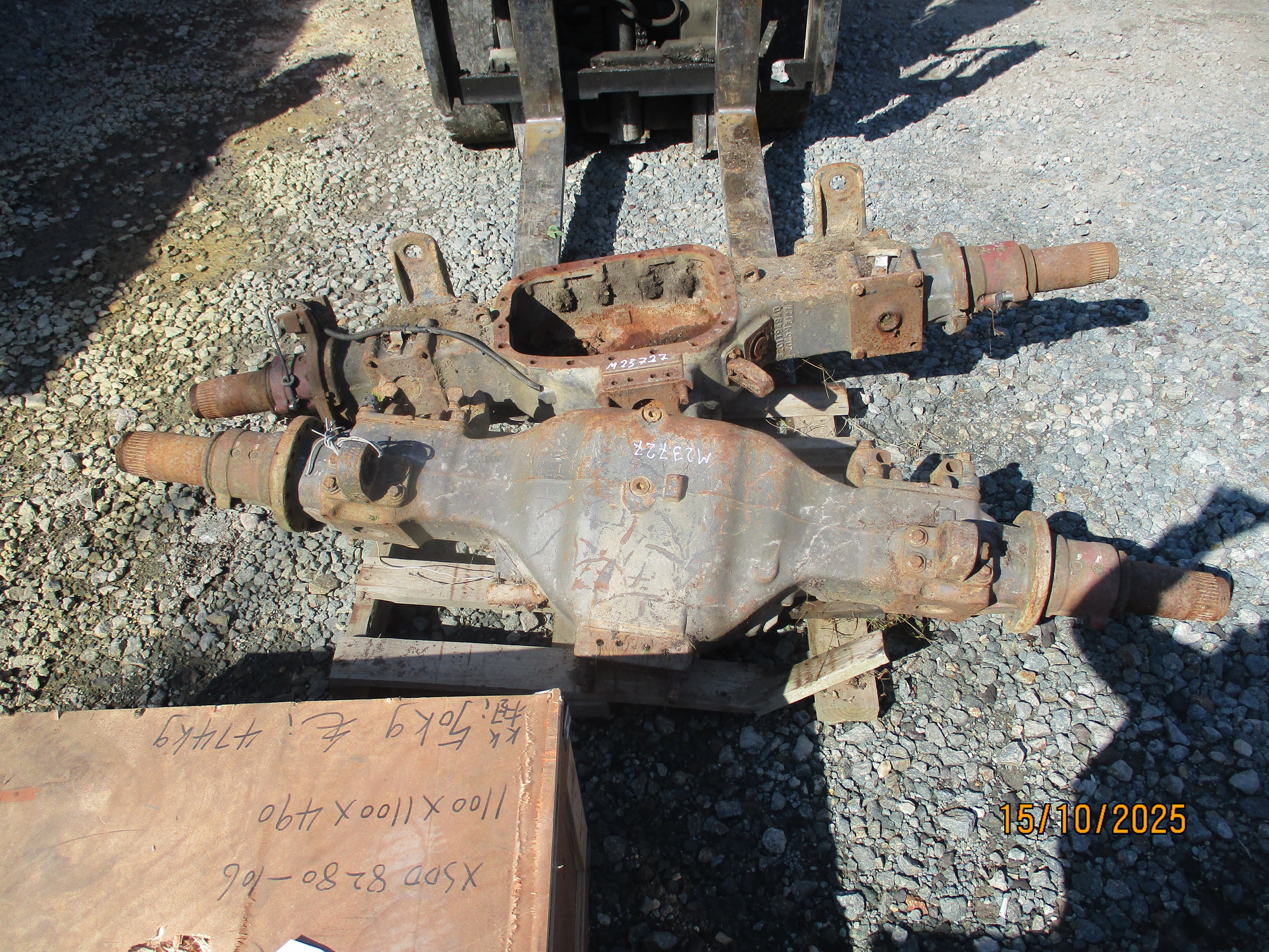 Volvo FMX 440: Rear Axle Housing